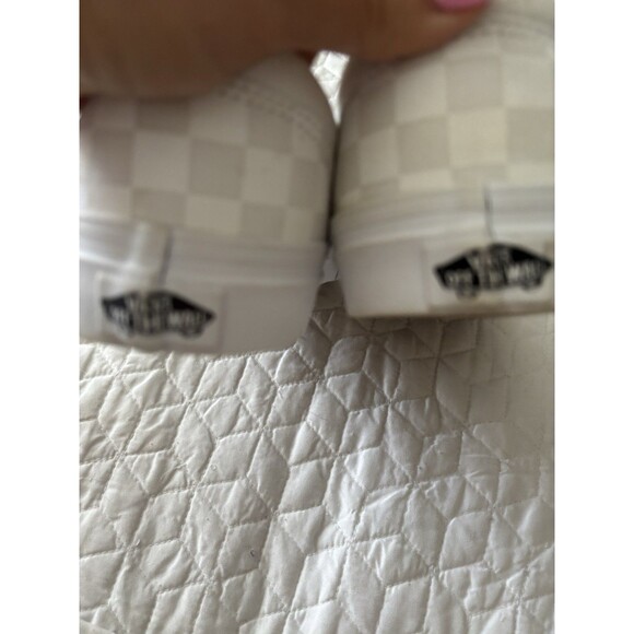Vans White Checkered Slip-On Sneakers Mens 10.5 - Picture 3 of 10
